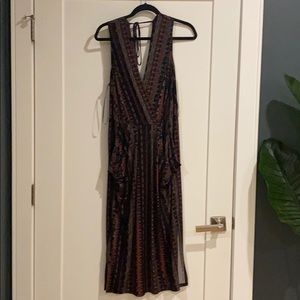 Printed v-neck midi dress